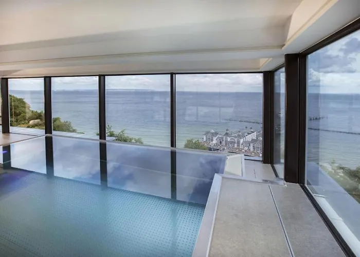 East Cloud Comfortable