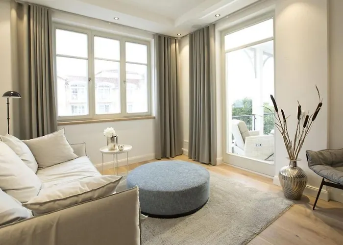 East Cloud Comfortable Sellin (Rugen)