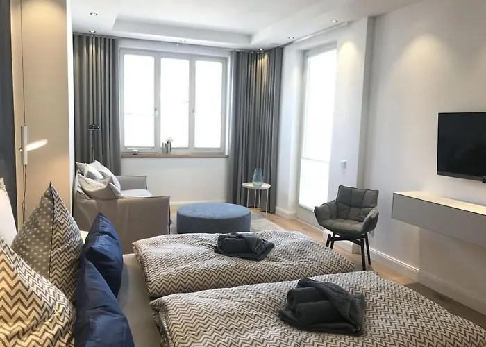 East Cloud Comfortable